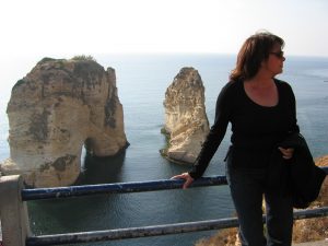 Louise dans le film De ma fenêtre sans maison, Liban , 2005