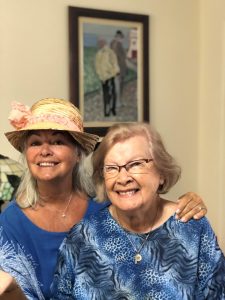 Louise et grand-maman Jeannette, 99 ans